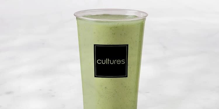 green warrior smoothie from cultures